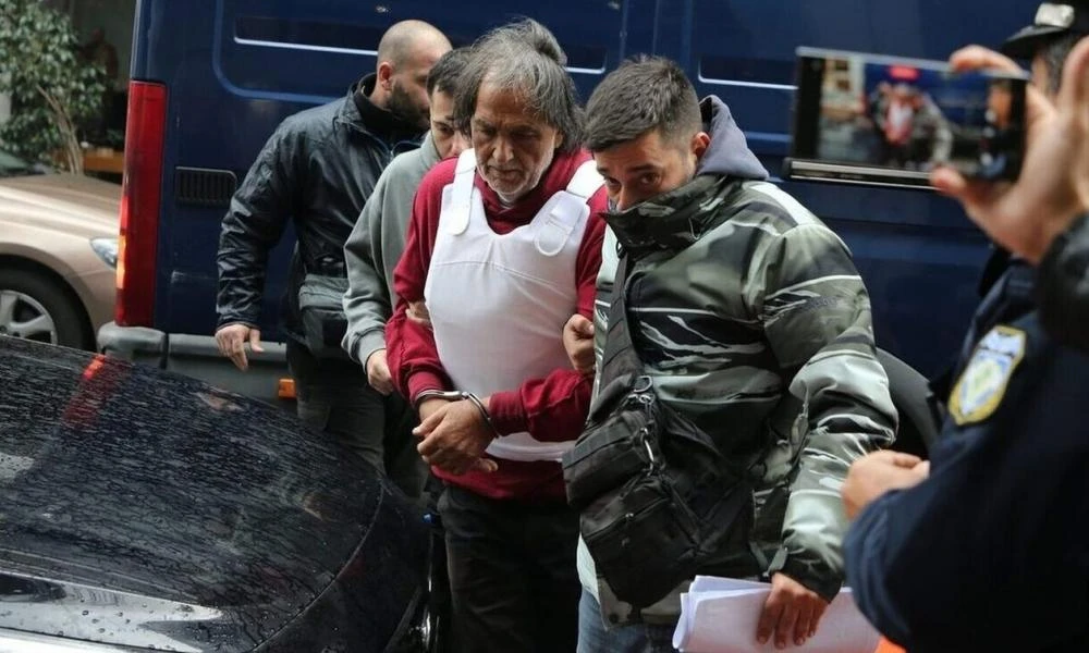 Σαλαμίνα: Στη φυλακή ο 71χρονος καθ' ομολογίαν δολοφόνος